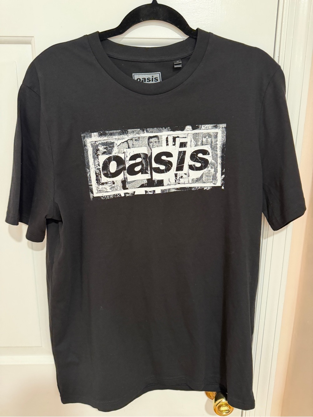 Oasis Live 2025 Tour T-shirt - excellent condition!